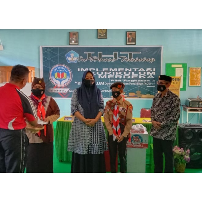 UPTD SMP Negeri 19 Barru Lepas Siswa Muh. Ilham As'ad ke Jamnas 2022 Cibubur