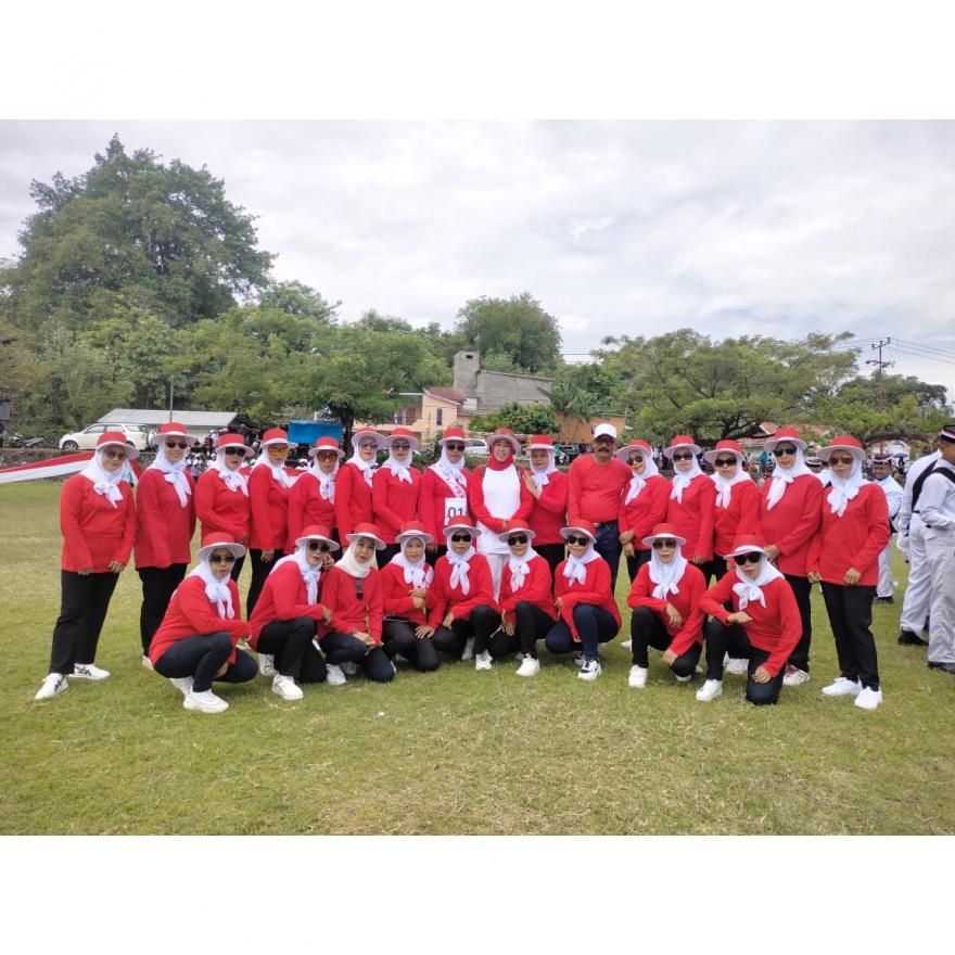 LOMBA GERAK JALAN INDAH, TP PKK DESA SIDDO TURUT MEMERIAHKAN