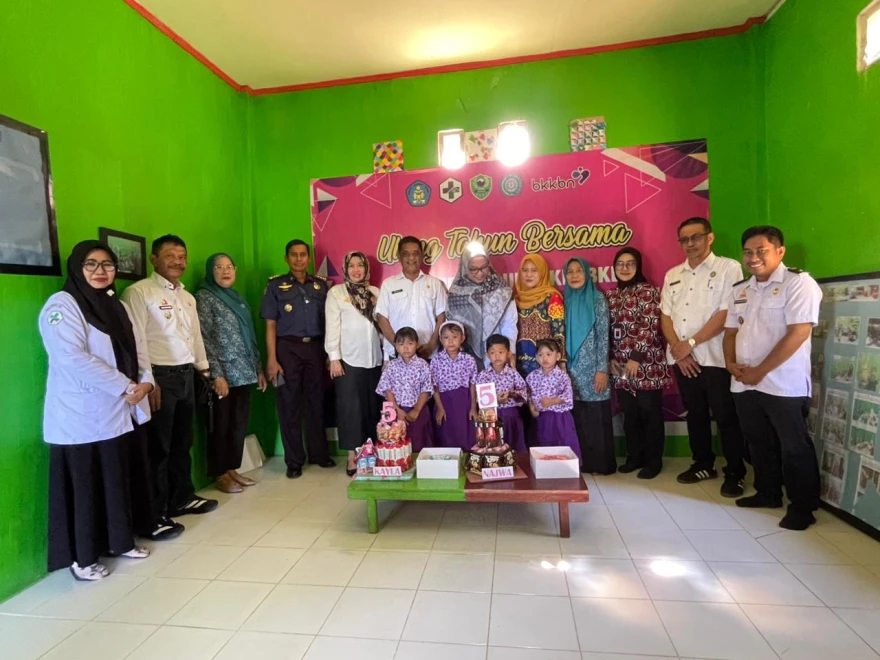 Hari Posyandu Nasional : Ketua TP PKK Kunjungan Ke Posyandu Al Amanah Dusun Congko Desa Siddo 