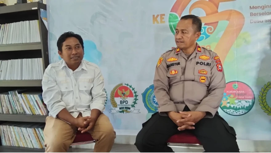 Kapolsek Soppeng Riaja Bersilaturahmi dan Membangun Sinergi Kamtibmas Di Desa Siddo 