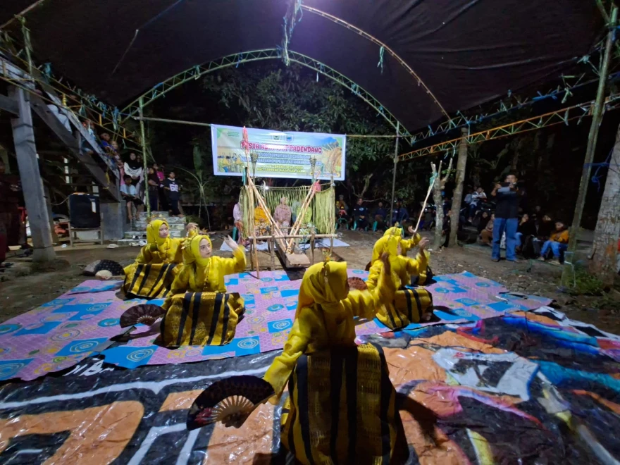 Budaya Mappadendang Sebagai Wujud Rasa Syukur Atas Hasil Panen